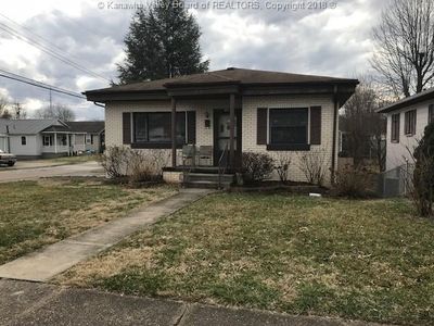 1101 Park Ave, Nitro, WV, 25143