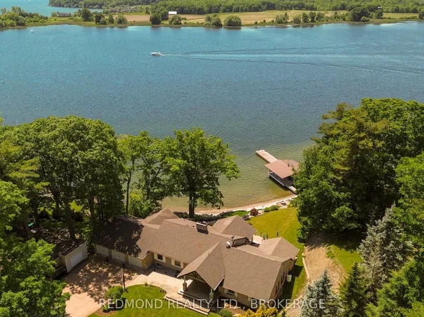 333 Howe Island Ferry Rd, Leeds And The Thousand Islands, ON K7G 2V5
