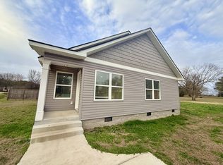 103 Oakwood Meadows Dr, Madison, AL 35757