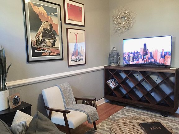 4th image of 1733 W Pierce Ave #1F