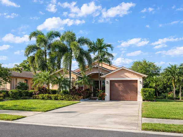 211 NE 13th Ave, Boynton Beach, FL 33435