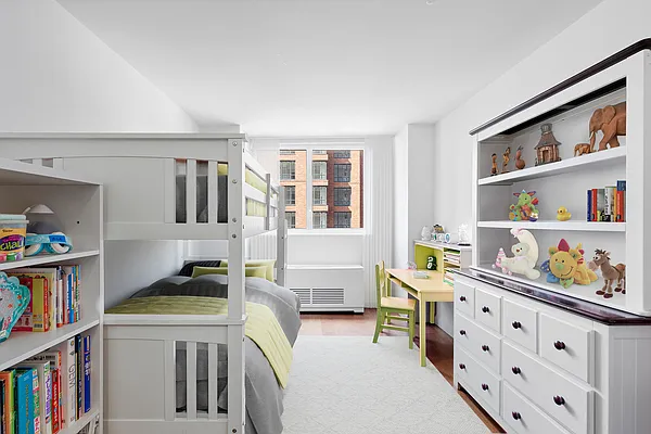 Sold by Douglas Elliman | media 21