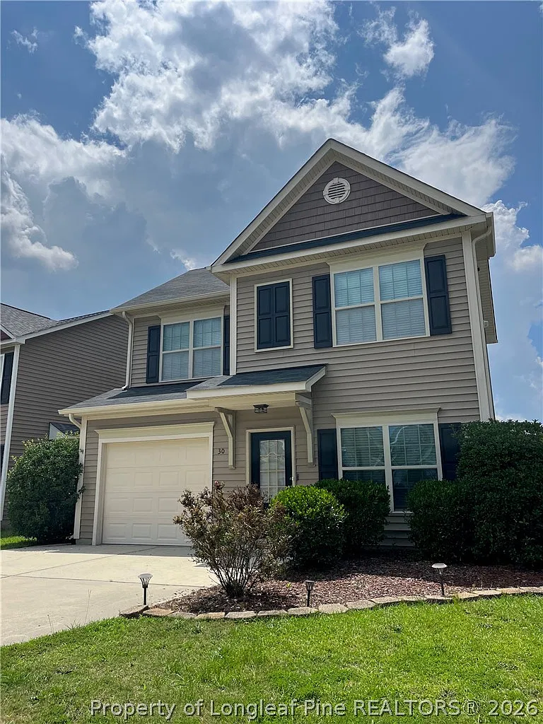 3 bed, 2.5 bath, 1304 sqft, $1,700 — Photo 3