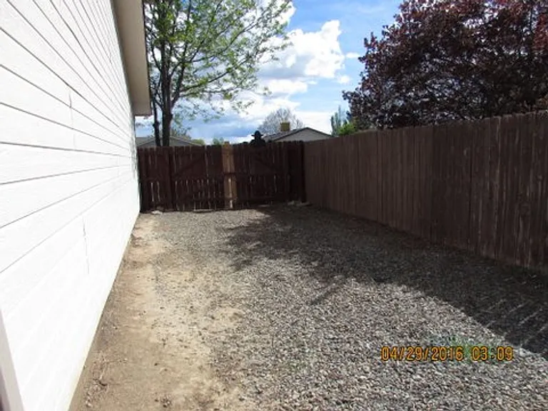 2962 N Ronlin Ave — Photo 25