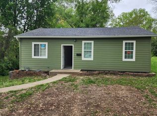 7330 Agnes Ave, Kansas City, MO 64132