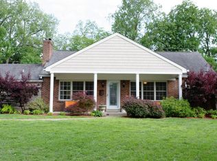 4018 Brownlee Rd, Saint Matthews, KY 40207