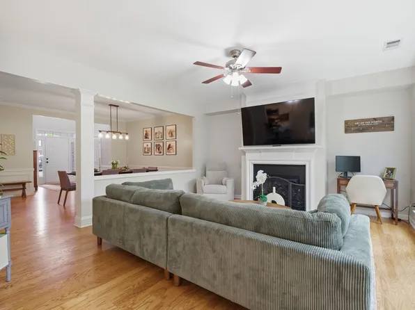 231 Green Harbor Rd APT 93, Old Hickory, TN 37138
