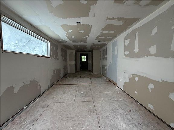 3rd image of 133 N Sibley St
