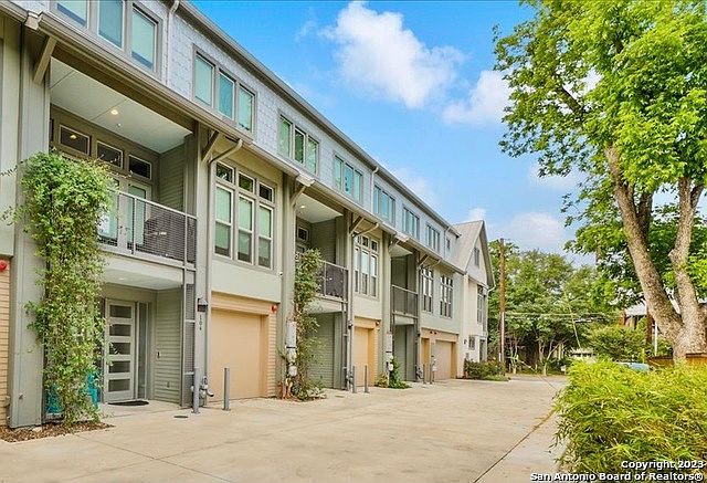 1st image of 139 CEDAR ST #102