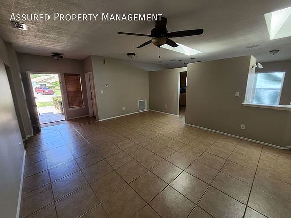 2nd image of 909 Ponderosa Pine Ct