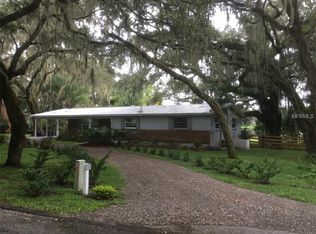 625 Gornto Lake Rd, Brandon, FL 33510