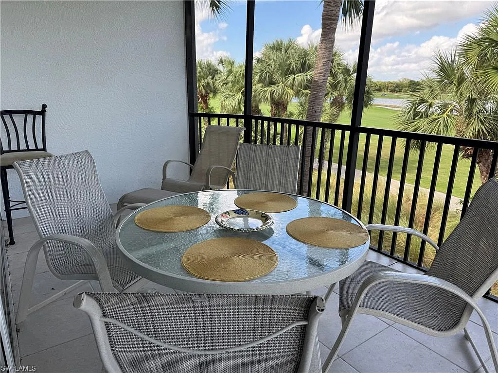 Miromar Lakes Beach And Golf Club — Photo 4