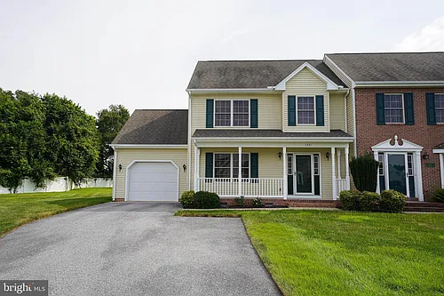 1331 Aspen Dr Photo 1