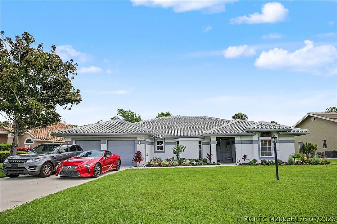 3 bed, 3.0 bath, 2084 sqft, $4,000 — Photo 1