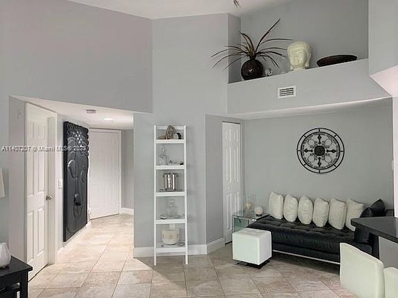 3rd image of 2039 SE 10th Ave APT 508