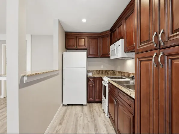 28947 Thousand Oaks Blvd Unit 131, Agoura Hills, CA 91301