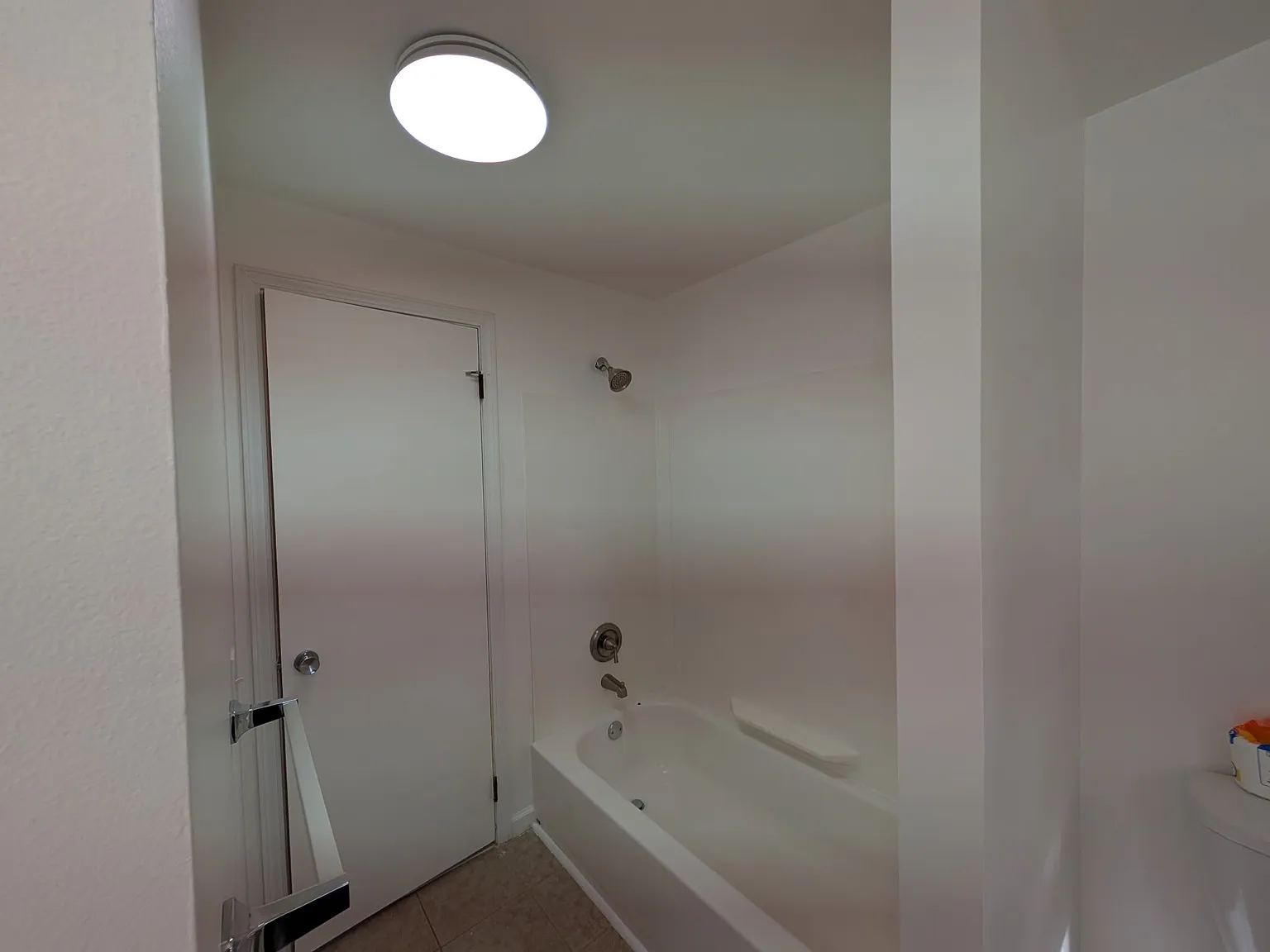 One bedroom, duplex in Spencerport with your own driveway — Photo 2