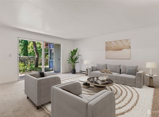 17106 NE 45th St APT 11, Redmond, WA 98052