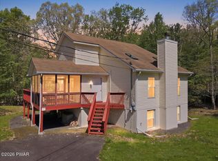 103 Mink Rd, Dingmans Ferry, PA 18328