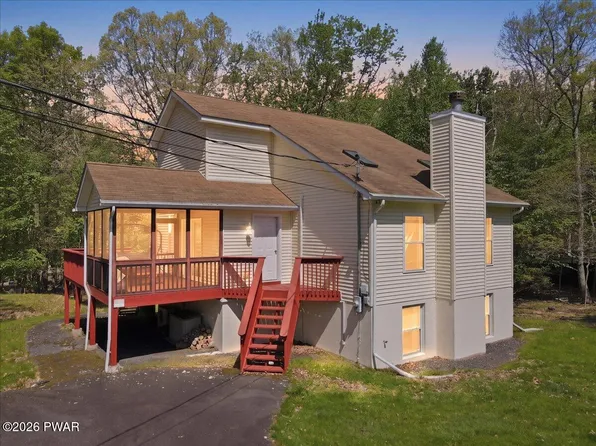 103 Mink Rd, Dingmans Ferry, PA 18328