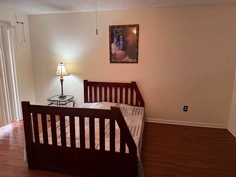 2346 Greenbrier St #1 — Photo 5