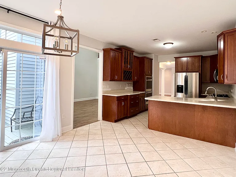 1 Hendrickson Ct — Photo 15