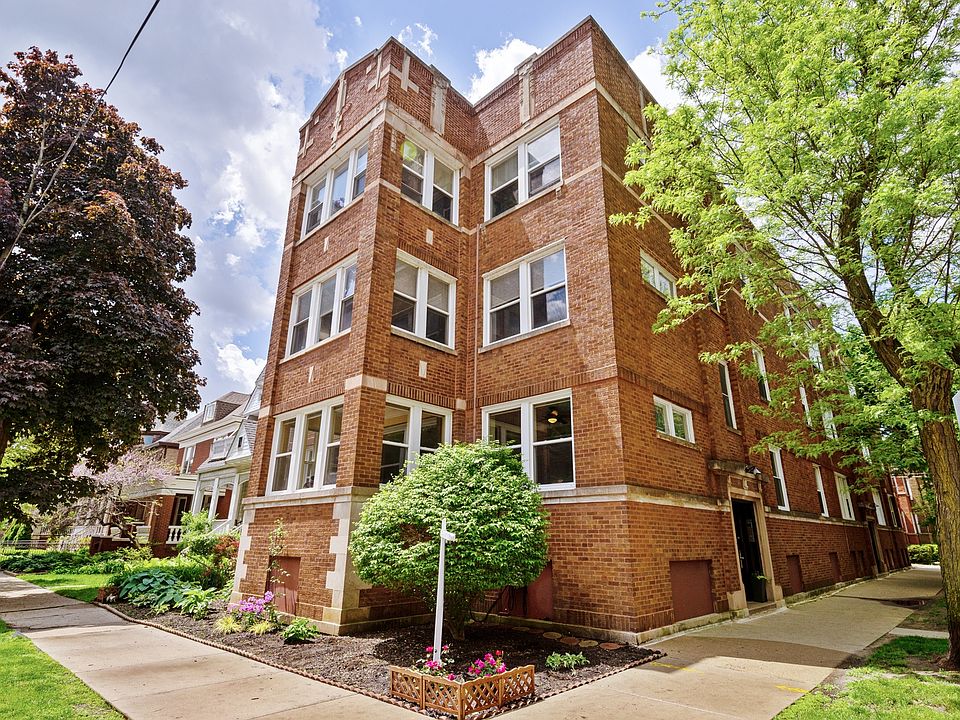 1st image of 1401 W Rosemont Ave #1W