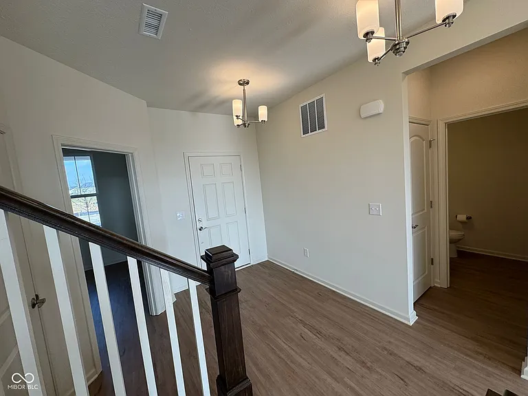 6837 Bridle Oaks Ct — Photo 11