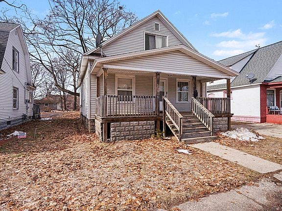 2nd image of 1691 Terrace St