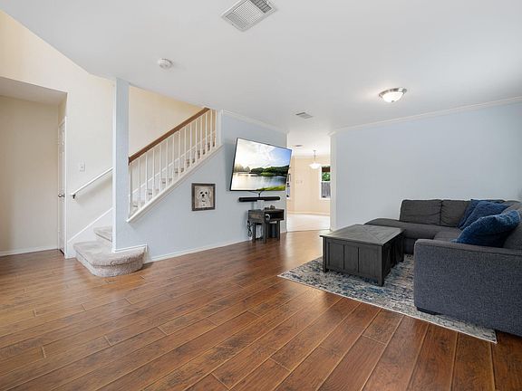 3rd image of 15414 Ecorio Dr