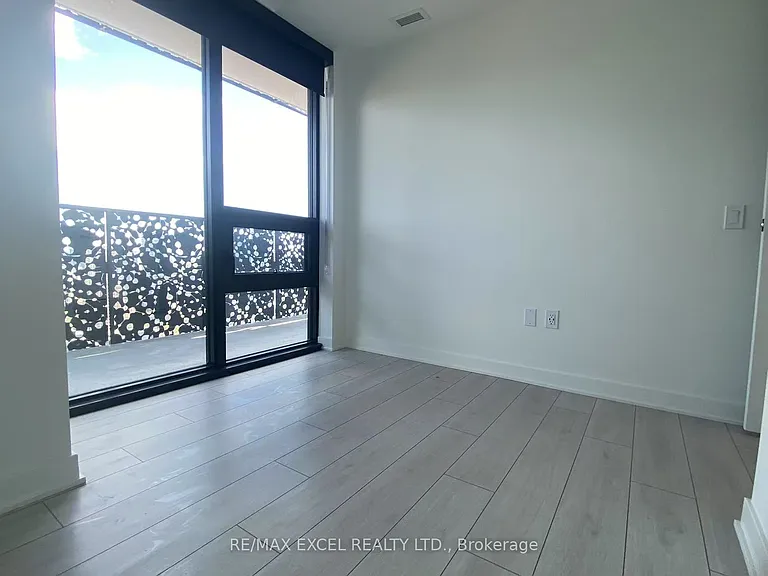 55 Charles St E #2803 — Photo 15