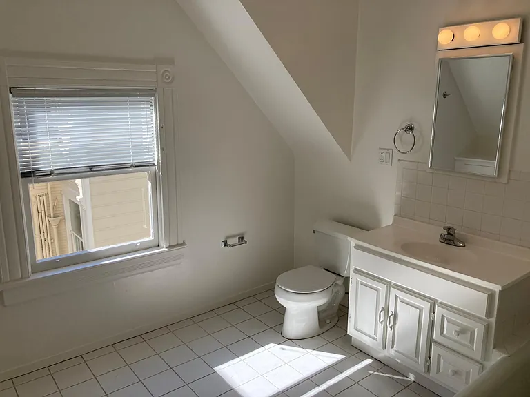2501 Gough St #2 — Photo 7