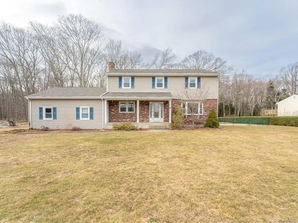 57 Lisa Lane, Montville, CT 06382