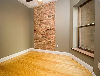 Rented by Artur Gutman, LREB