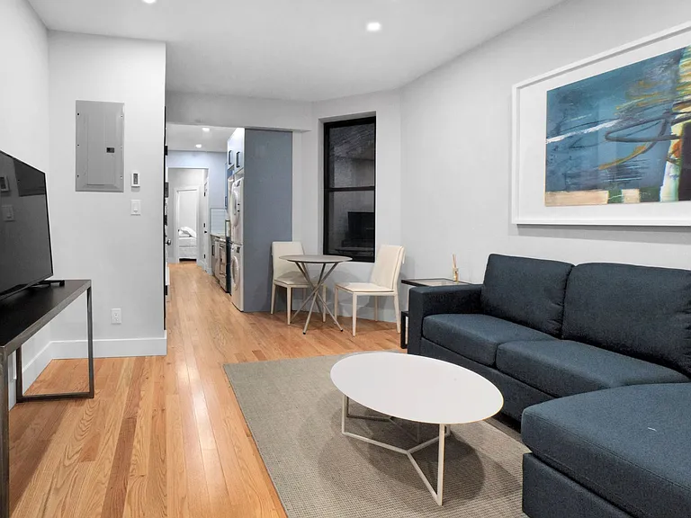 323 E 93rd St #4W — Photo 3