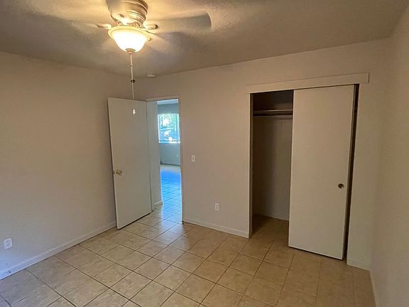 5th image of 4 Klondike Ct APT A