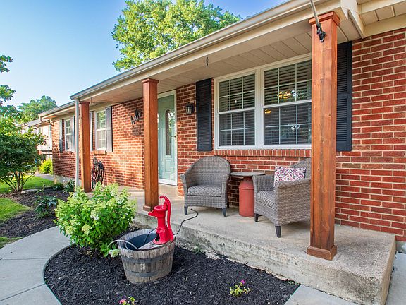 3rd image of 3461 Misty Creek Dr