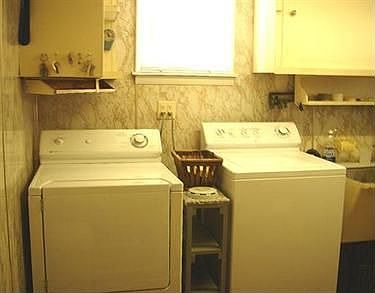 5th image of 8591 Broadway Ave