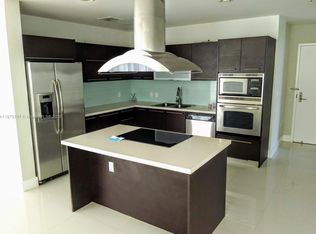 7928 East Dr APT 701, North Bay Village, FL 33141