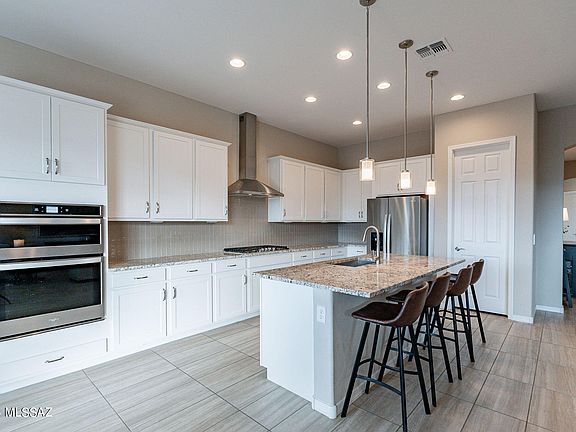 4th image of 758 E Harua Valley Dr