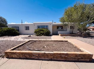 700 Dakota St SE, Albuquerque, NM 87108