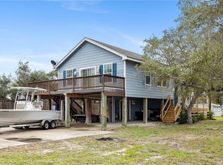 118 S Walker Rd, Aransas Pass, TX 78336