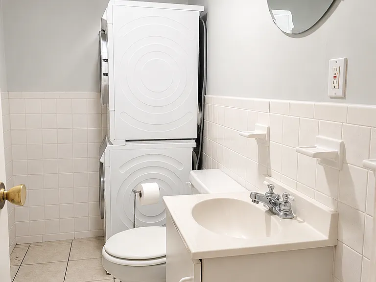 344 Tappan St #2 — Photo 10