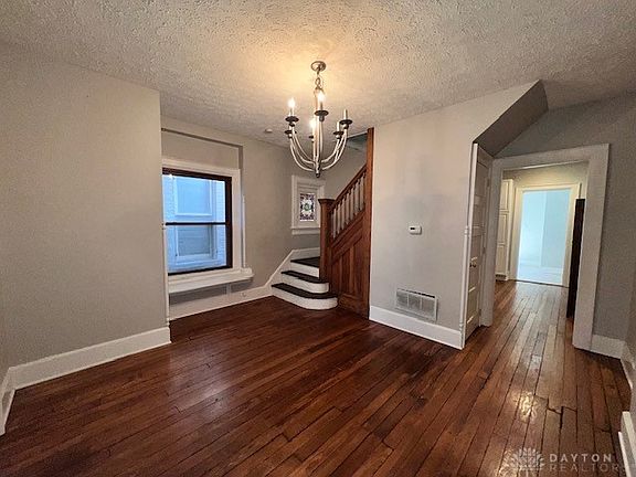 4th image of 34-36 Hess St