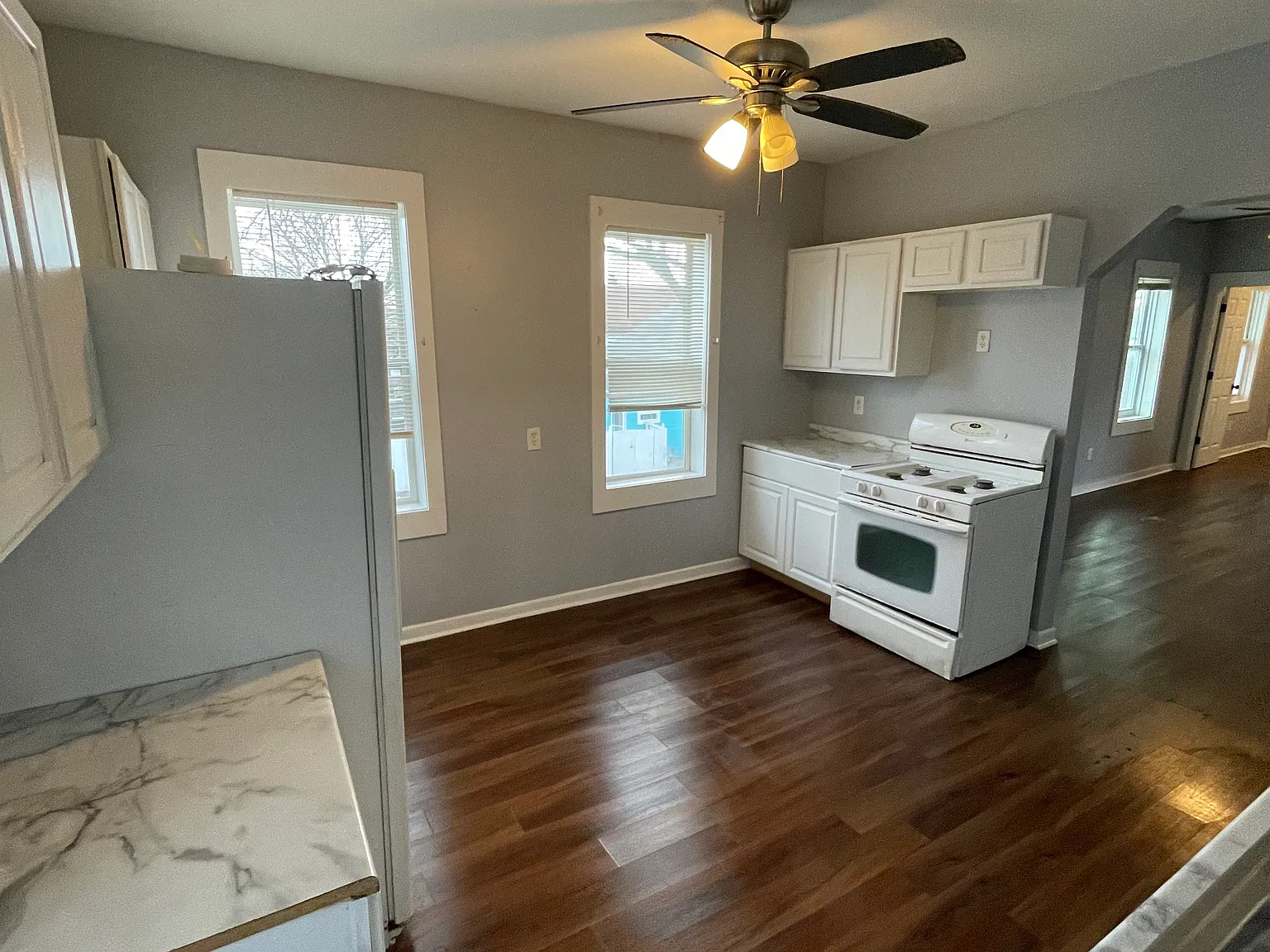 4 bed, 1000 sqft, $1,475 — Photo 1