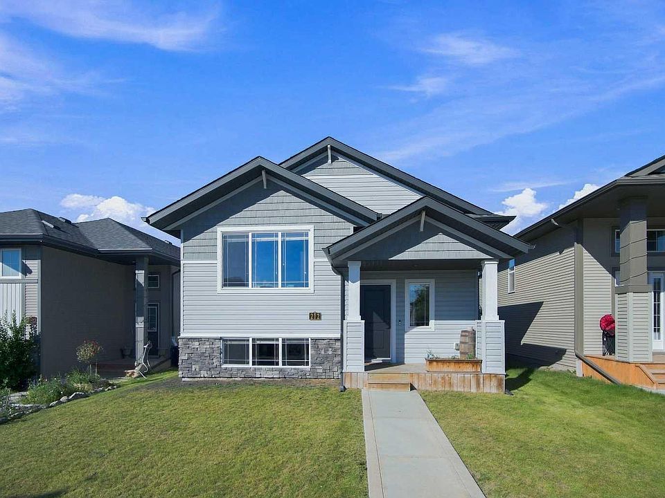 1st image of 212 Thomlison Ave