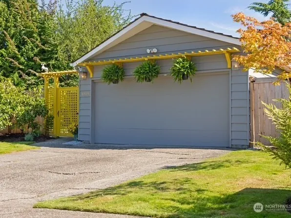 6515 NE 60th Street, Seattle, WA 98115