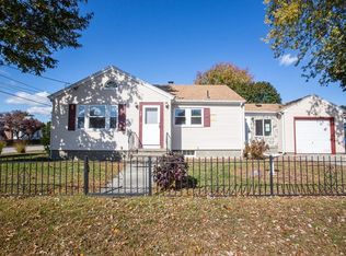 50 Peerless St, Cranston, RI 02910