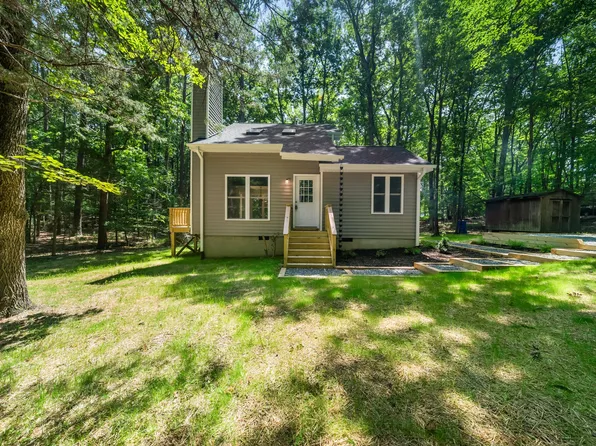 9518 Coach Way, Chapel Hill, NC 27516