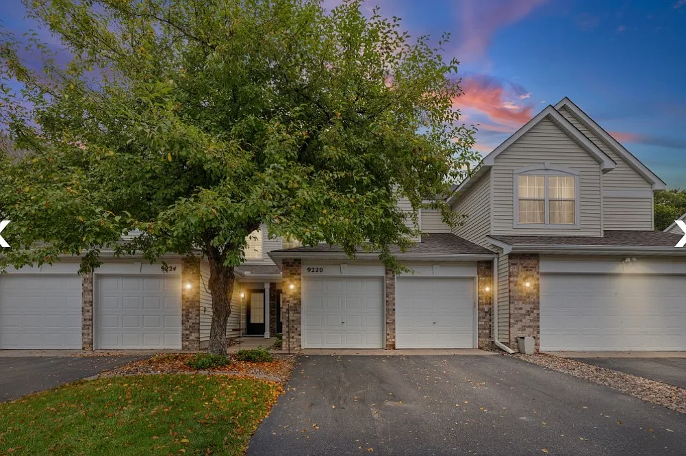 Merrimac Ln N, Maple Grove — Photo 1